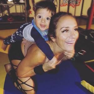 Meet your Posher, Samanta